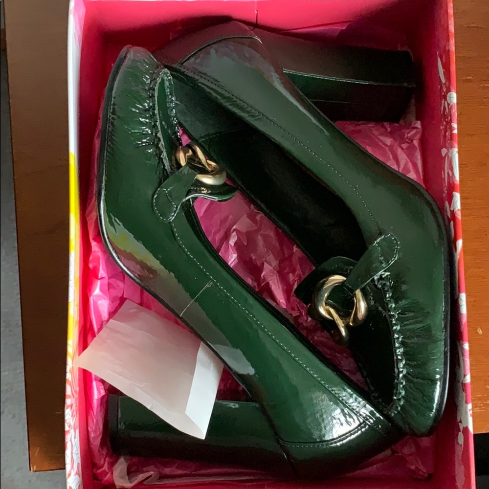 WOMANS SIZE 10 HEELS